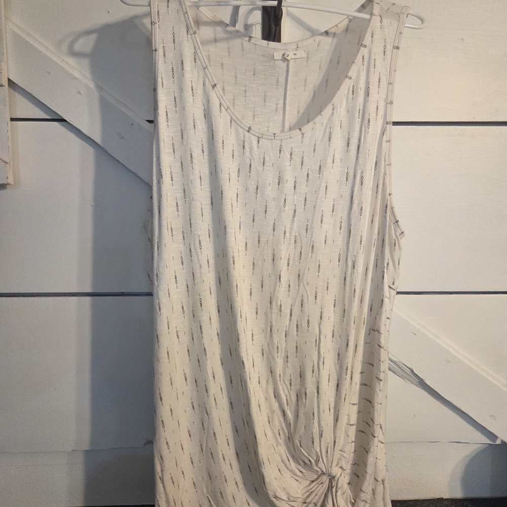 Maurices Off-White Sleeveless Top
